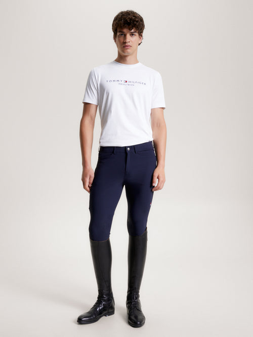 Tommy Hilfiger Equestrian® - Herren T-Shirt Williamsburg Weiß, bietet alles, was Sie von einem klassischen Tommy T-Shirt erwarten würden, mit zusätzlichem Stretch für eine sportlichere Leistung im und außerhalb des Sattels Artikelnummer th13msst757-001 erhältlich bei www.Hotti24.de