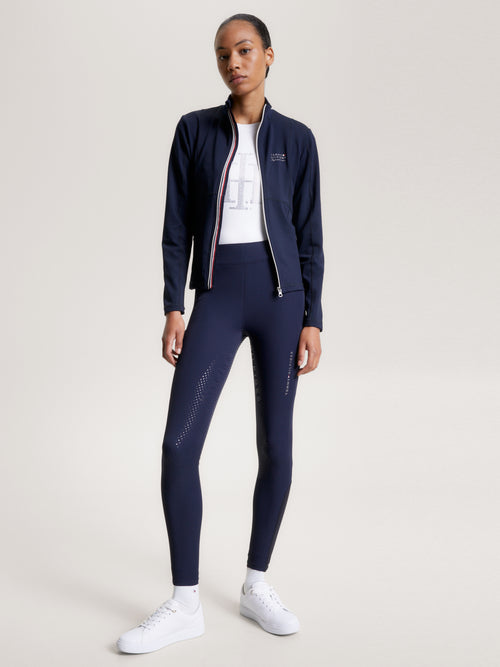 Tommy Hilfiger Equestrian »Damen Sommer Reitleggings Hudson FullGrip Blau, bietet die besten Funktionen einer Reithose und den Komfort einer Leggings. Dieses Modell besteht aus strukturiertem Stoff wie eine Reithose, jedoch ohne Reißverschluss vorne Artikelnummer th13wfbr683-004 erhältlich bei www.Hotti24.de