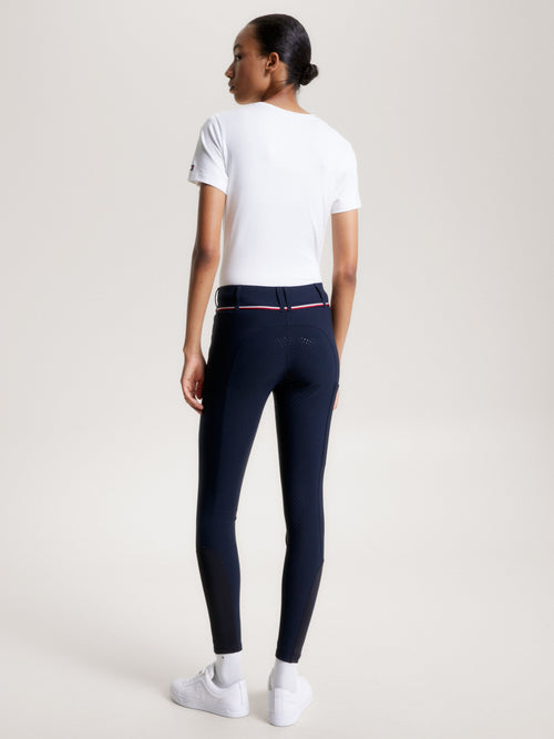 Tommy Hilfiger Equestrian® »Ganzjahres Damen Reithose Geneva FullGrip Blau, ist aus einem technischen, wasserabweisenden Power-Stretch-Gewebe gefertigt und verfügen über einen höheren und breiteren Bund für maximalen Reitkomfort Artikelnummer th13wfbr684-004 erhältlich bei www.Hotti24.de