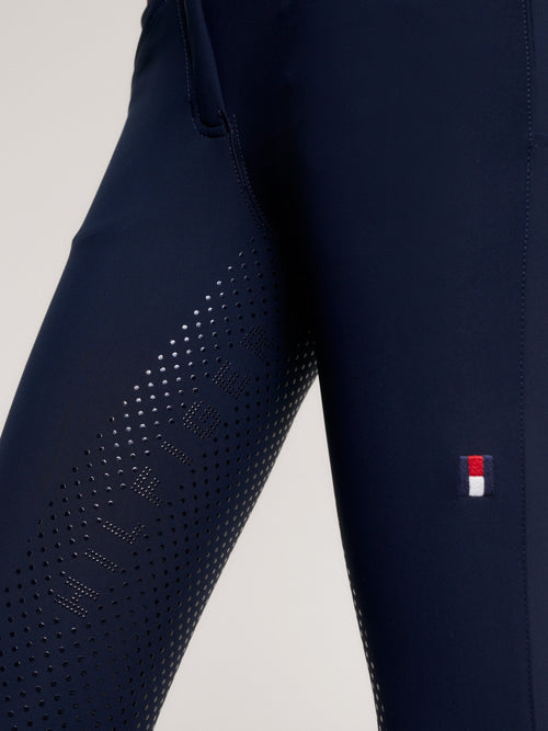 Tommy Hilfiger Equestrian® »Ganzjahres Damen Reithose Geneva FullGrip Blau, ist aus einem technischen, wasserabweisenden Power-Stretch-Gewebe gefertigt und verfügen über einen höheren und breiteren Bund für maximalen Reitkomfort Artikelnummer th13wfbr684-004 erhältlich bei www.Hotti24.de