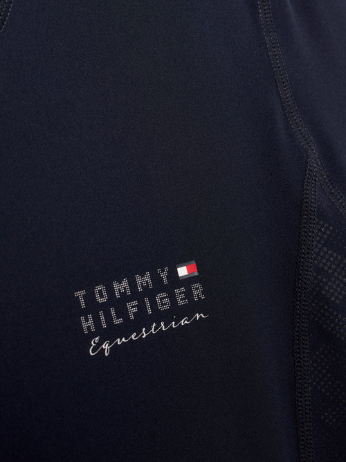 Tommy Hilfiger Equestrian® »Damen T-Shirt Boston Blau, mit zusätzlichem Stretch für eine sportlichere Leistung im und außerhalb des Sattels. Mit Tommy Hilfiger Equestrian Logodruck auf der Brust und reflektierende Monogram Stoffeinsätze Artikelnummer th13wsst689-045 erhältlich bei www.Hotti24.de