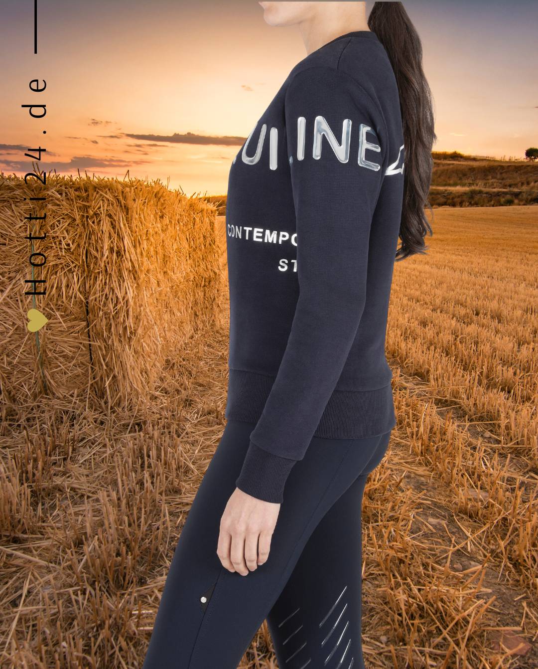 Damen Sweatshirt "Cenor" von EQUILINE. Dieses Sweatshirt ist in der Farbe Blau erhältlich und trägt die Artikelnummer EW123PR09819-002. Das "Cenor" Damen Sweatshirt wurde speziell entwickelt, um Komfort und Stil zu bieten. Sie haben die Möglichkeit, das Sweatshirt von vorne, von der Seite und von hinten zu betrachten, um einen umfassenden Eindruck zu erhalten. Sie können dieses Damen Sweatshirt auf der Website www.hotti24.de erwerben