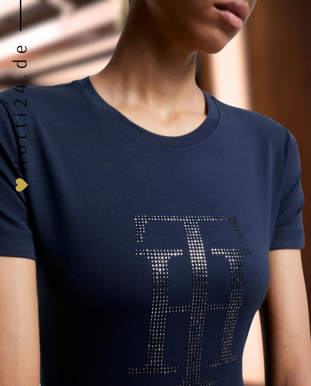 TOMMY HILFIGER »T-Shirt Strass Desert Sky