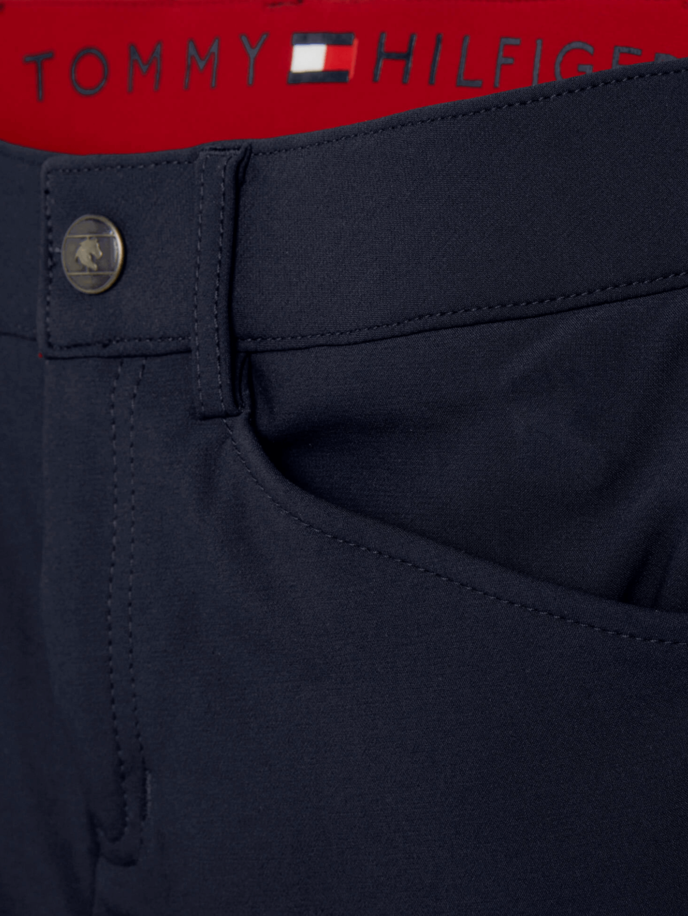 Tommy Hilfiger Equestrian® » Herren Reithose Pro KnieGrip Blau, Diese Reithose hat nicht nur einen coolen Silikon-Grip-Kniebesatz, sondern auch praktische Features wie Seitentaschen und sogar eine Tasche für dein Smartphone Artikelnummer th07mkbr201-004 erhältlich bei www.Hotti24.de